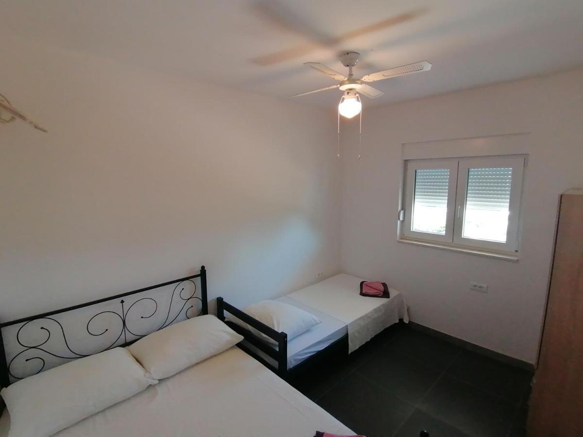 Villa Marta 3 Bedrooms, 2 Baths And Pool Kastel Stafilic Exterior photo