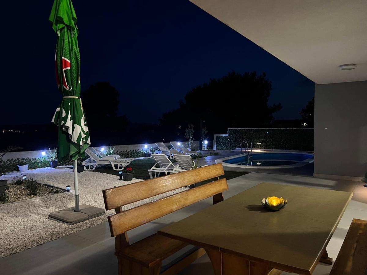 Villa Marta 3 Bedrooms, 2 Baths And Pool Kastel Stafilic Exterior photo