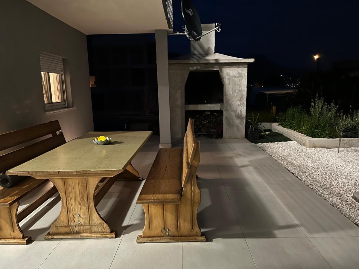 Villa Marta 3 Bedrooms, 2 Baths And Pool Kastel Stafilic Exterior photo